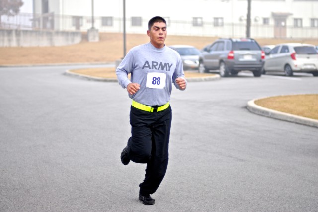 Families turn up for foggy Fall Family 5K and Kids 1-Miler.