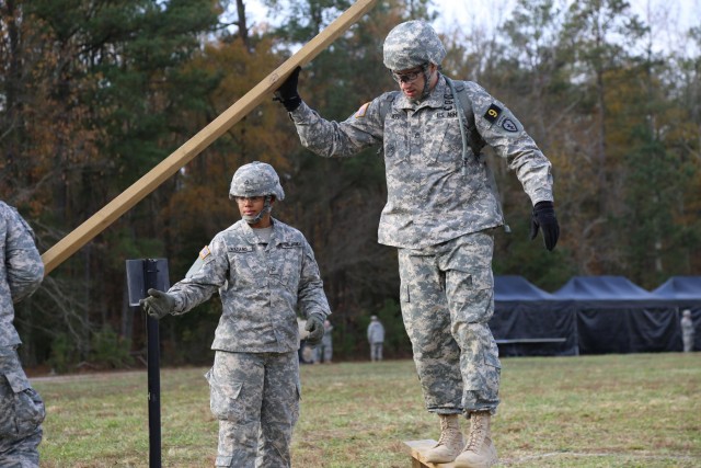 2013 Army Best Warrior Competition