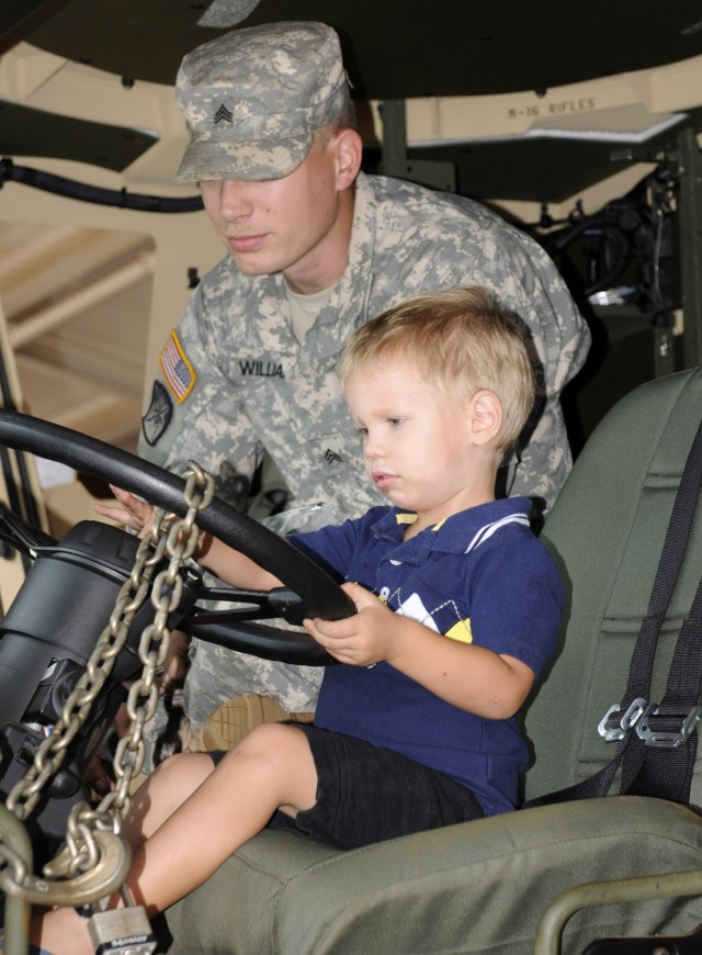 Warfighters celebrate Military Families