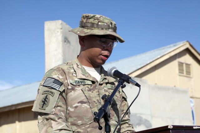 3/10 Mountain Brigade Chaplain Major Primitivo Davis delivers prayer during Combat Patch Ceremony