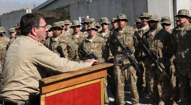 Deputy Secretary of Defense visits Gamberi for Thanksgiving 
