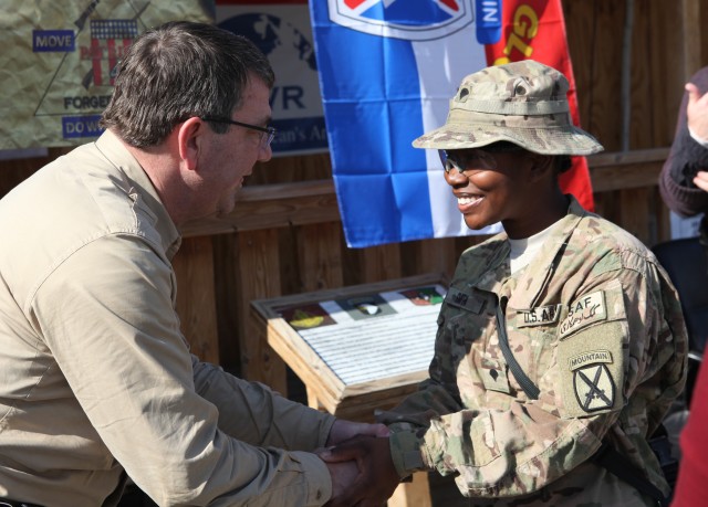 Deputy Secretary of Defense visits Gamberi for Thanksgiving 