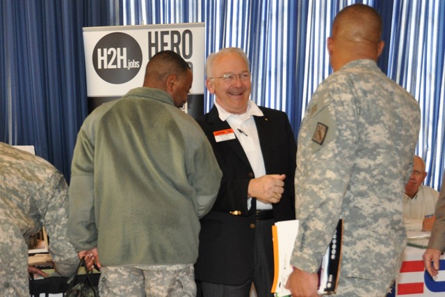 Resource Day draws veterans, Soldiers, Families