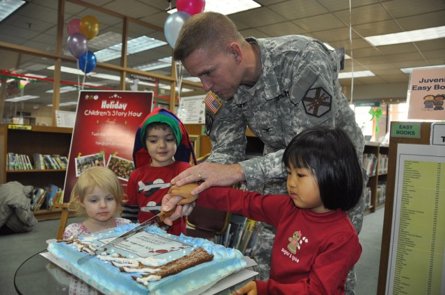 Yongsan library hosts Christmas storytime tradition 