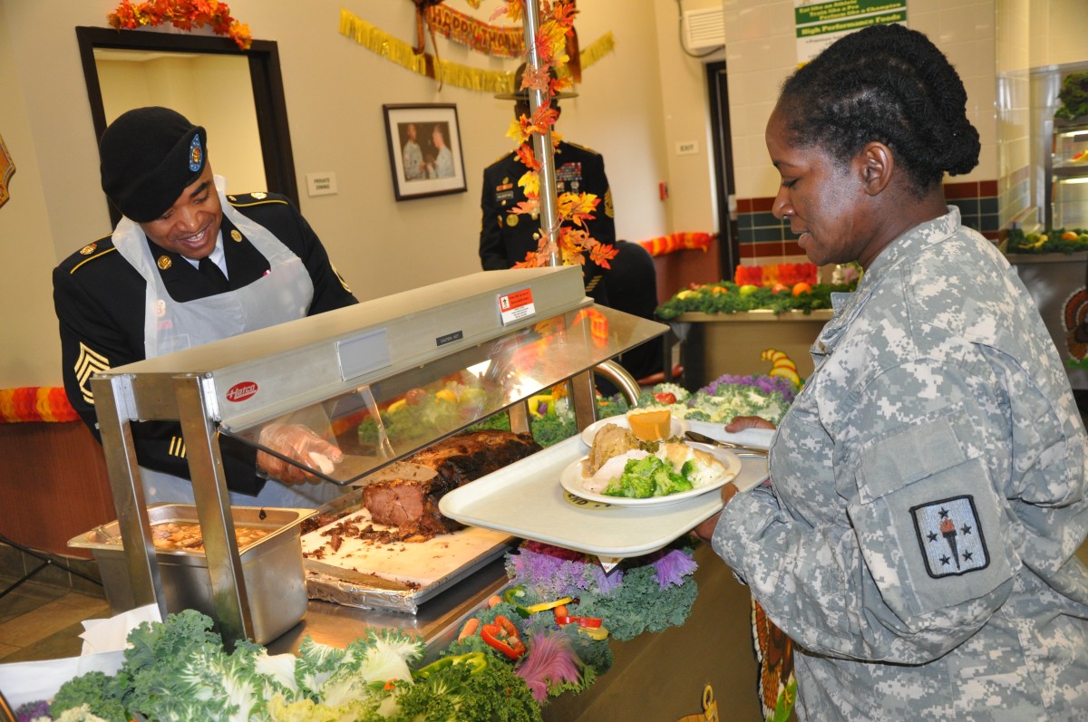 Holiday Meals Teach New Traditions Article The United States Army holiday-meals-teach-new-traditions-article-the-united-states-army
