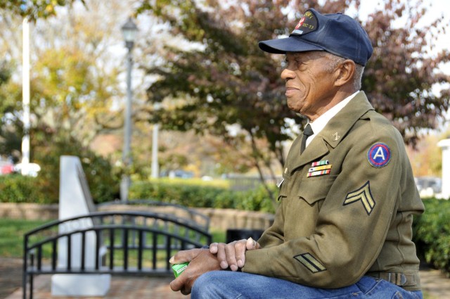 Greatest Generation gets WWII memorial in Delaware