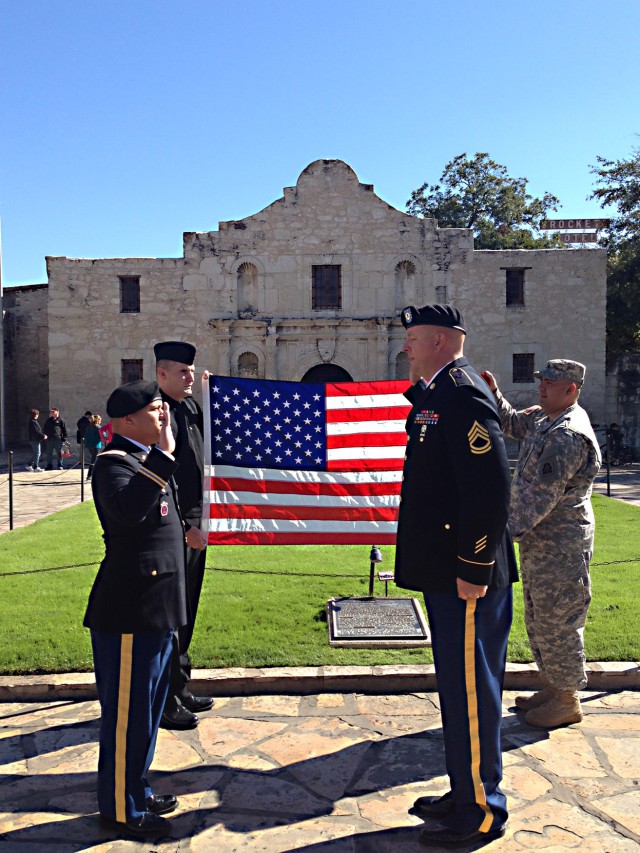 Fort Sam career counselors call on quality Soldiers