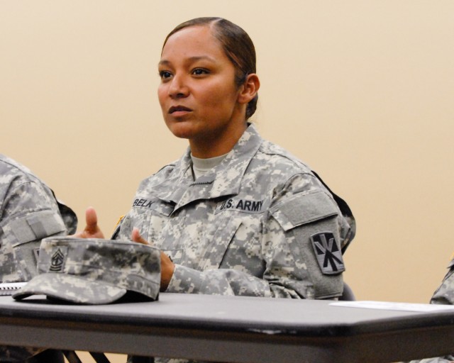 5th AR Sisters-in-Arms Director shares her story with UTEP ROTC