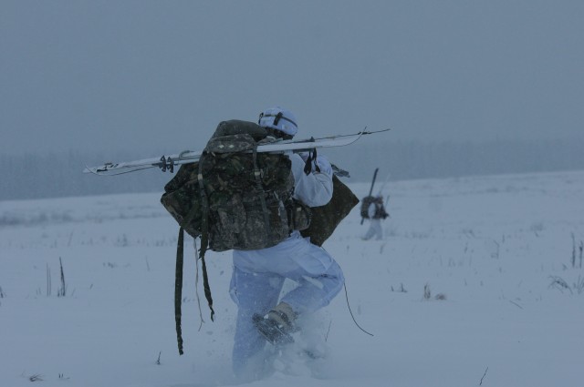 Spartan paratroopers jump in arctic gear