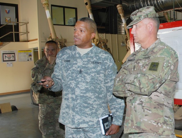 SMA visits Army Field Support Battalion-Kuwait