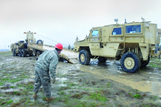 Army newest recovery vehicle wields claws that can handle most anything