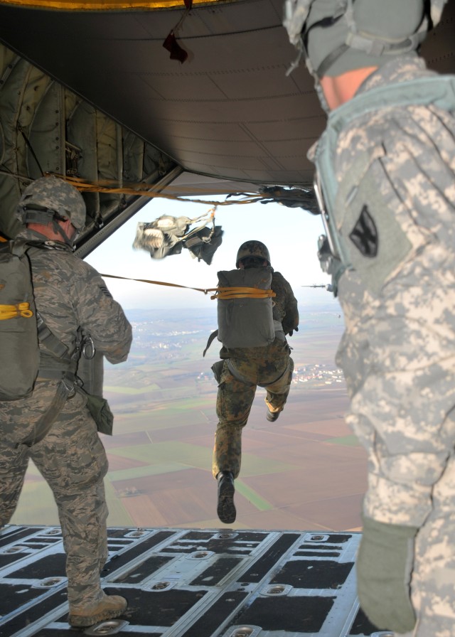 Partner nations join US paratroopers for International Jump Week