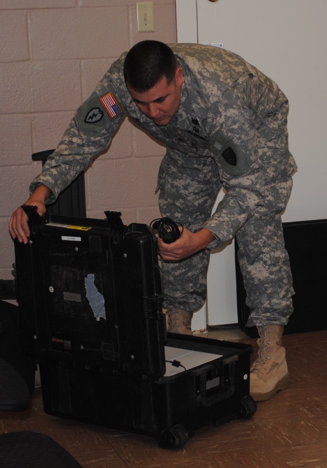 926th CCBn conducts communications exercise