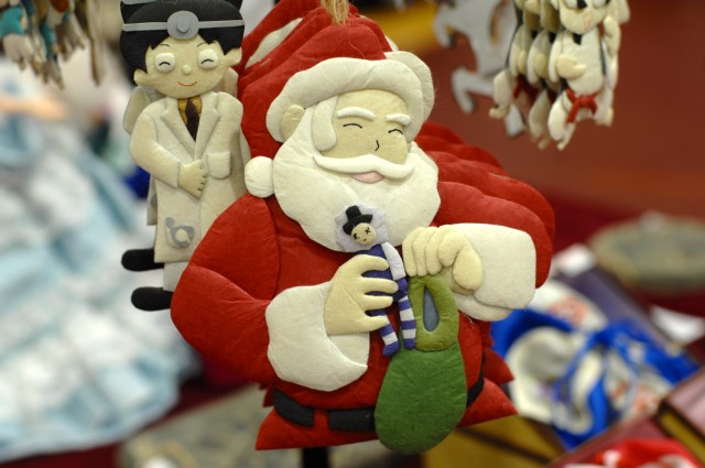 Tree lighting, social and bazaar open holiday festivities