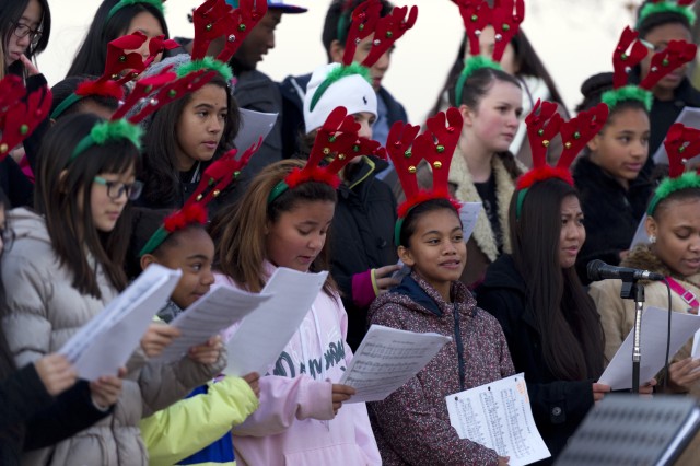 Tree lighting, social and bazaar open holiday festivities