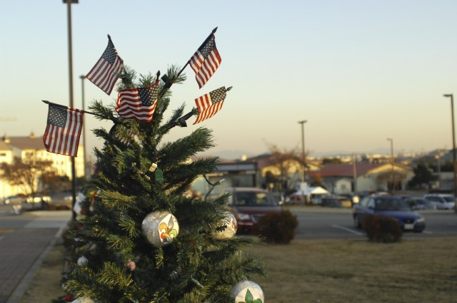 Tree lighting, social and bazaar open holiday festivities