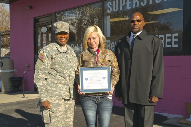 Employer Awarded for Supporting Army Reserve Soldier