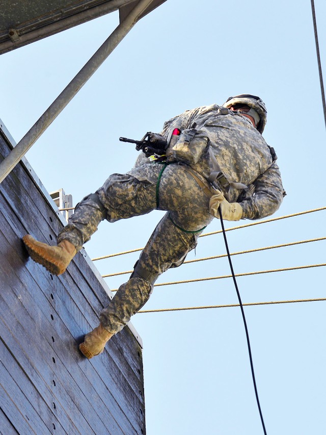 Sky Soldiers train on Caserma Ederle in Vicenza, Italy