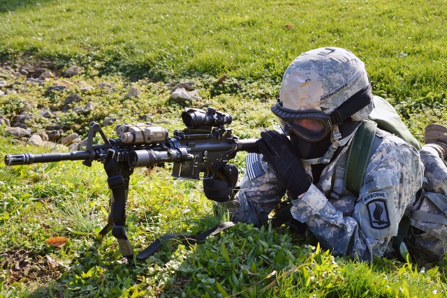 Sky Soldiers train on Caserma Ederle in Vicenza, Italy