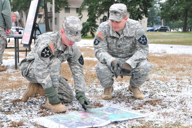 Fire support soldiers certify on FO skills