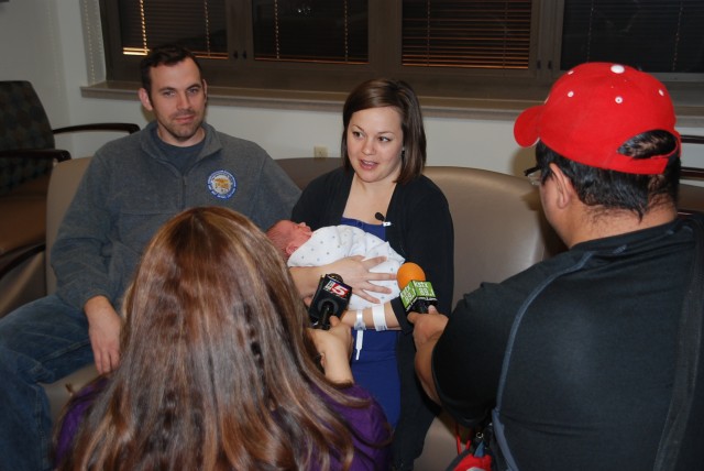 BAMC Delivers San Antonio's First Baby of 2014
