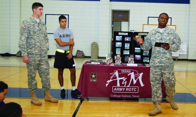 Army brings physical and scholastic challenge to Texas school