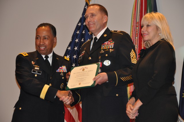 Sgt. Maj. Ronald T. Riling retires