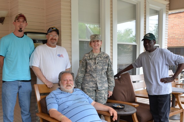 Local Army Reserve Unit Reaches Out to Homeless Veterans