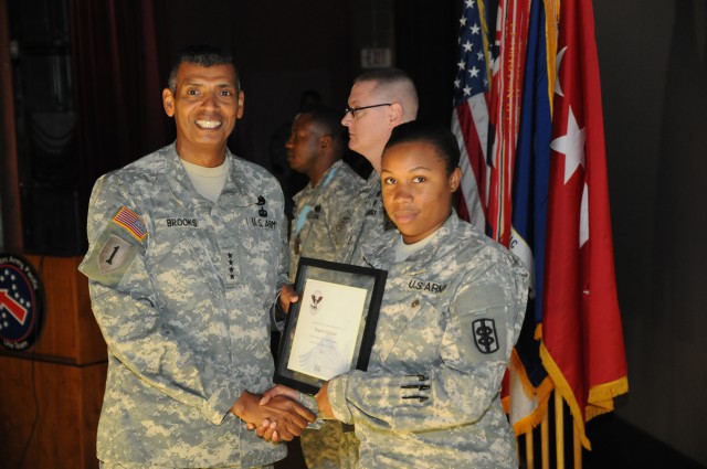 Spc. Shakita McDonald the bronze Presidential Volunteer Service Award