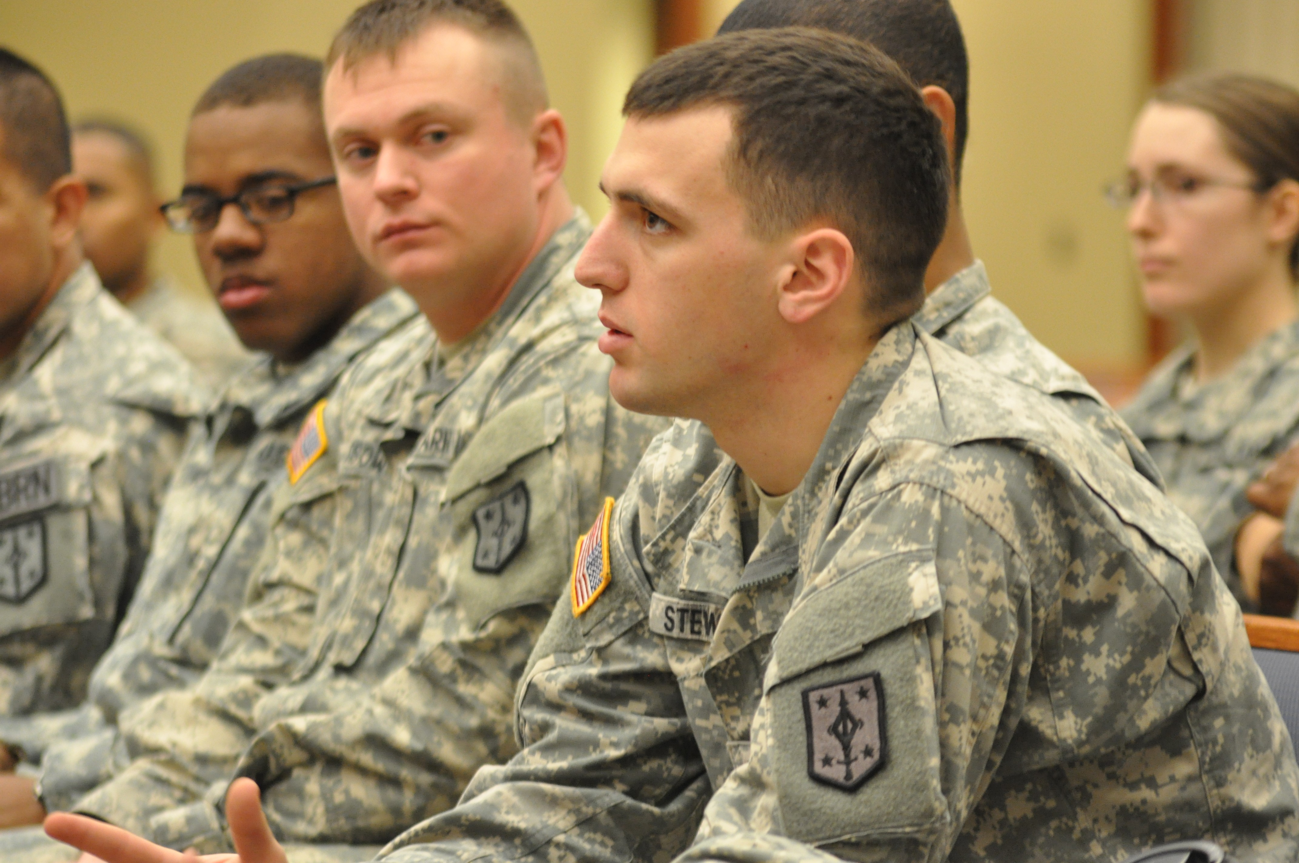 4th MEB hosts Ready and Resilient Seminar | Article | The United States ...