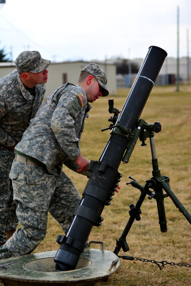 Mortar gunners brave the cold