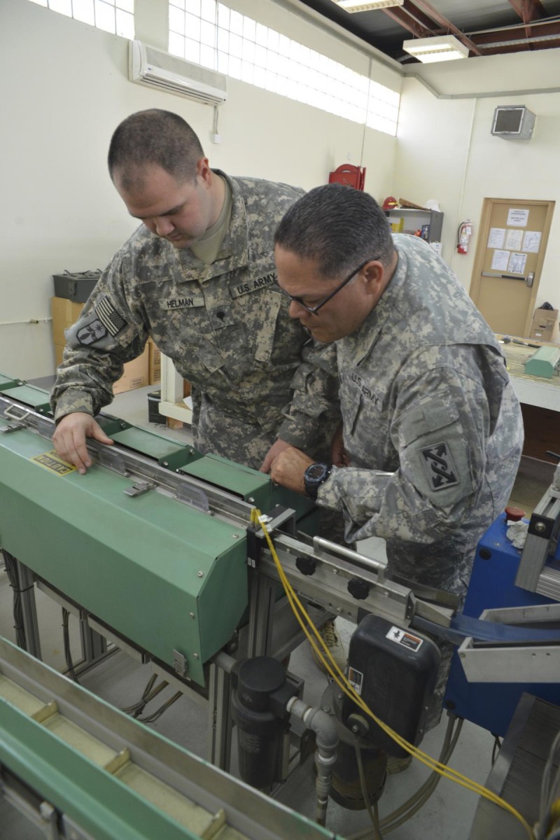 Reserve Soldiers use ammunition classification system to sort ammo ...