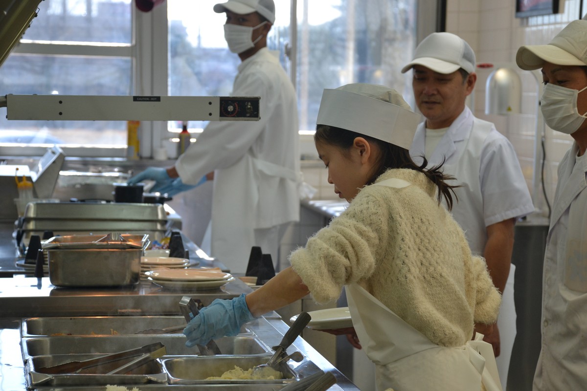 Japanese junior-high students shadow various jobs on Camp Zama ...