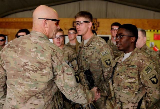 General officers welcome Task Force Patriot's newest aviators