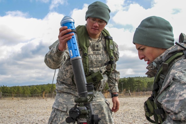 82nd Airborne Division's Falcon Paratroopers pilot Bragg OneTESS System