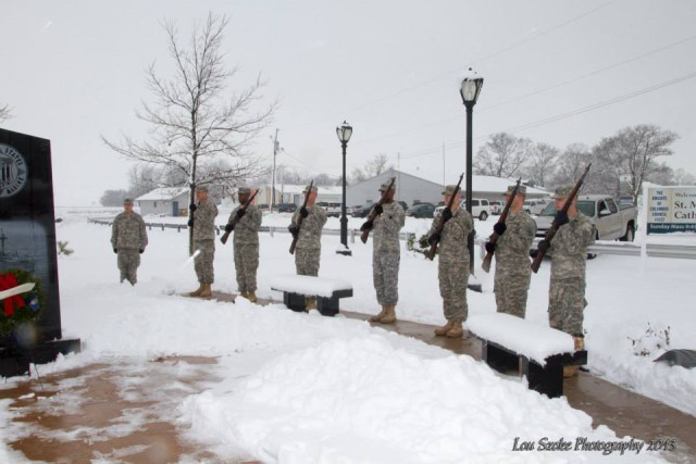Recruiters Perform 21-Gun Salute at Wreath Laying