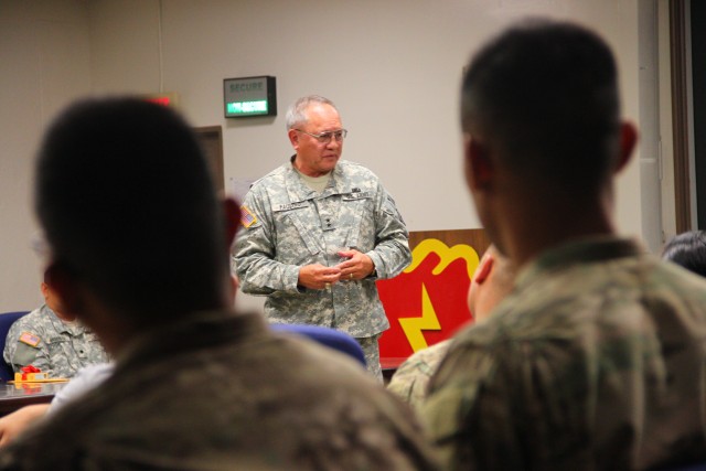 Guam Governor and Adjutant General visit Soldiers in Transition