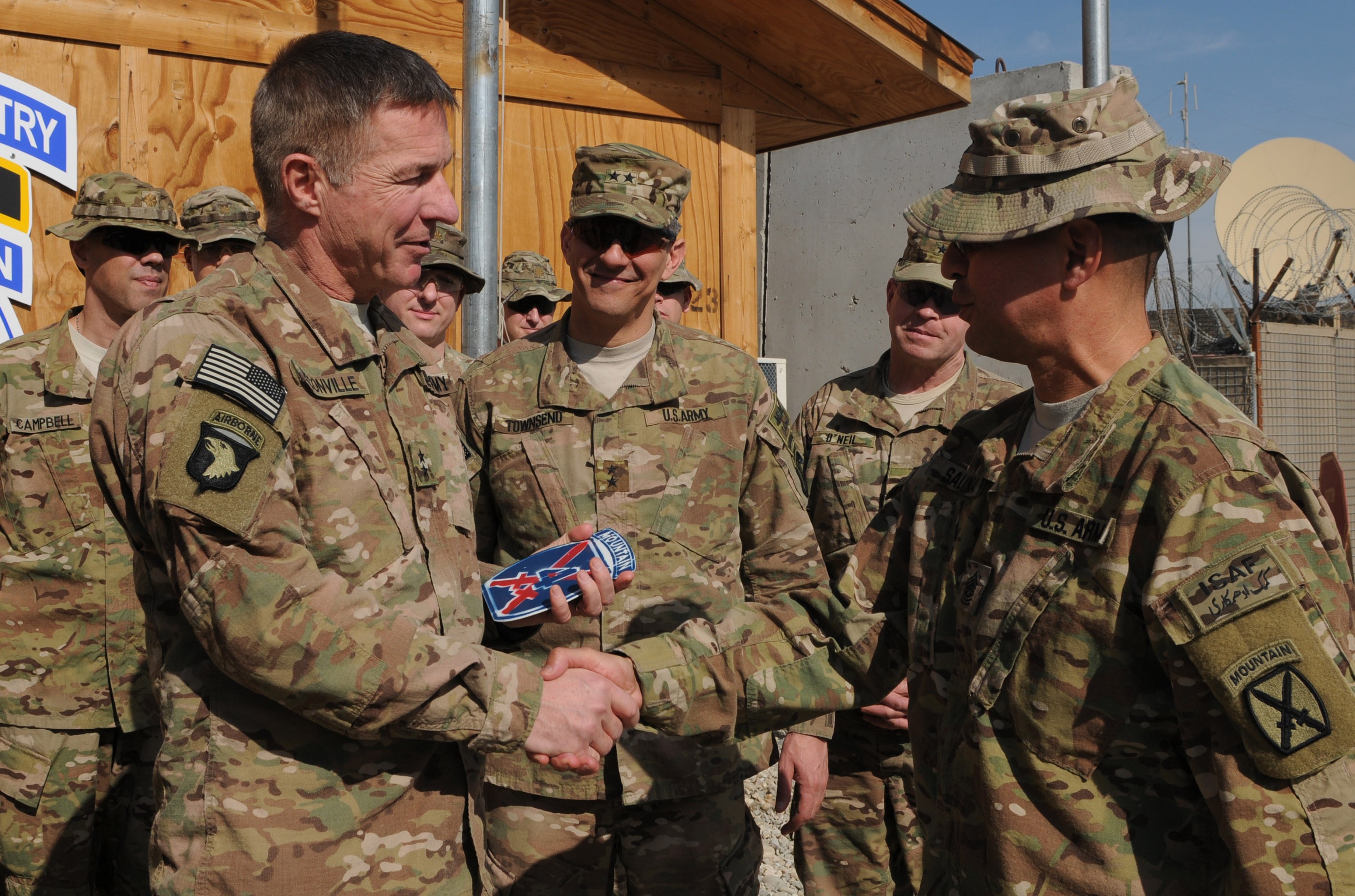 RC East Commander; farewell visit to Task Force Patriot | Article | The ...