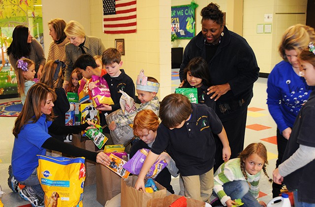 Primary school lesson benefits local shelters