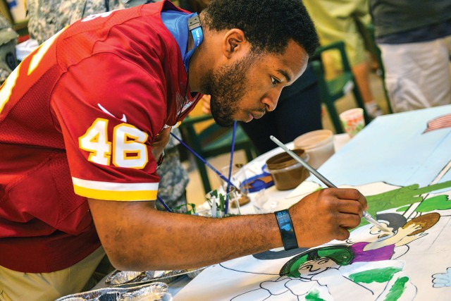 NFL Pro Bowl stars share time with wounded warriors, community -- Alfred Morris