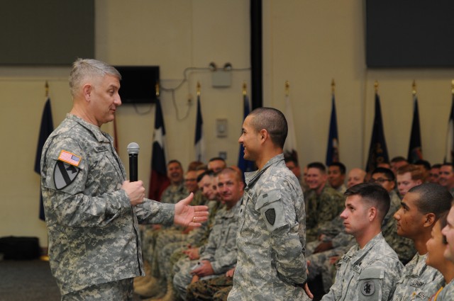 SMA Chandler visits Joint Task Force Guantanamo