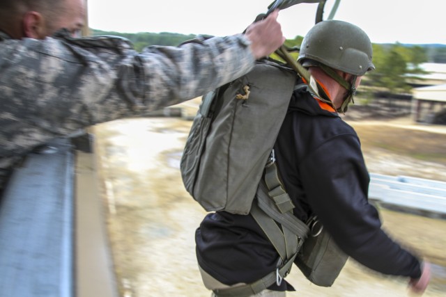 Spring Training with the Troops visits the Advanced Airborne School