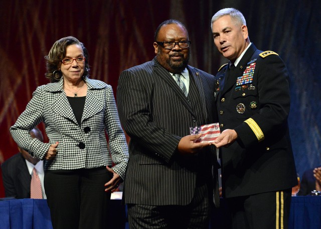Vice chief honors black engineers at 2014 BEYA conference
