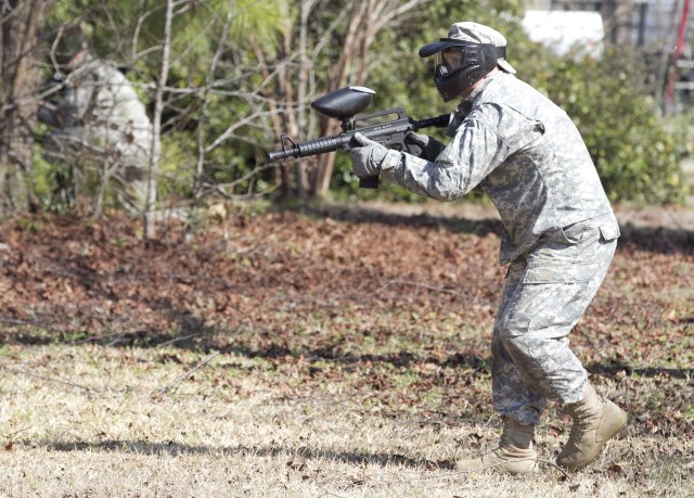 Paintball enhances realism in Army Reserve unit?'s training