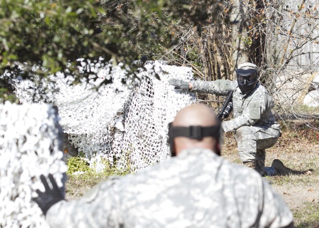 Paintball enhances realism in Army Reserve unit?'s training