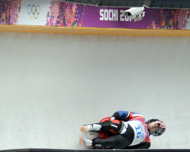 Olympic Luge Doubles 1st run