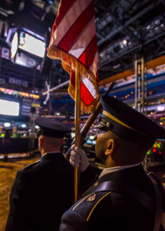 Fort Leonard Wood Soldiers take the stage at bull riders' arena