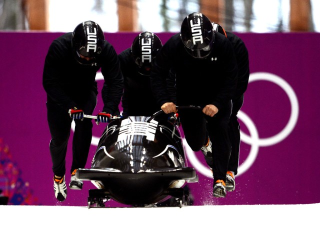 USA-2 pushes at start of final practice