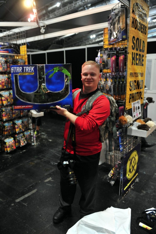 'First in Support' soldiers turn geek at Destination Star Trek Germany