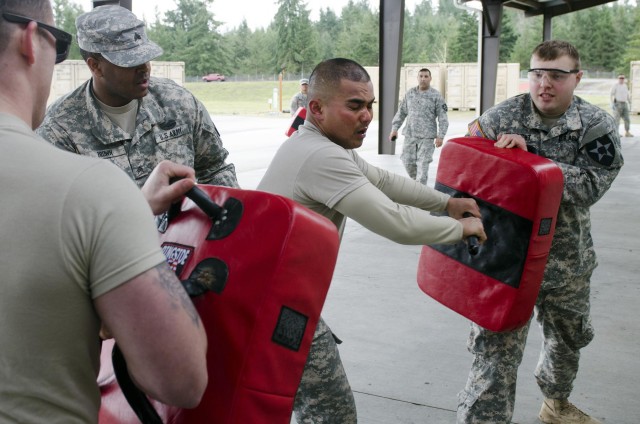Arrowhead MPs exhibit resolve during pepper spray training
